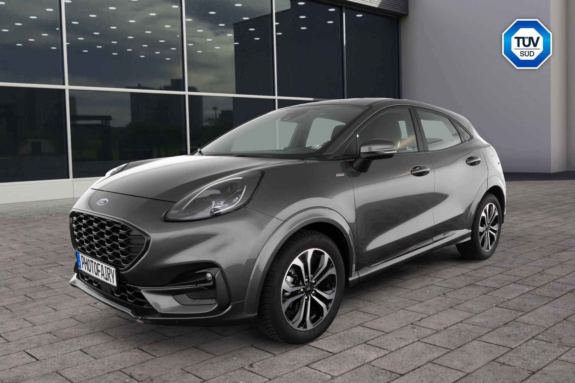 Dealership vehicle photography